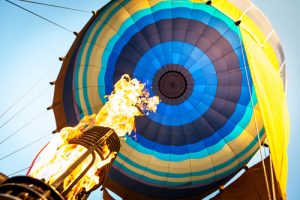 Image of a hot air balloon, copyright: Igor V. Podkopaev / Shutterstock